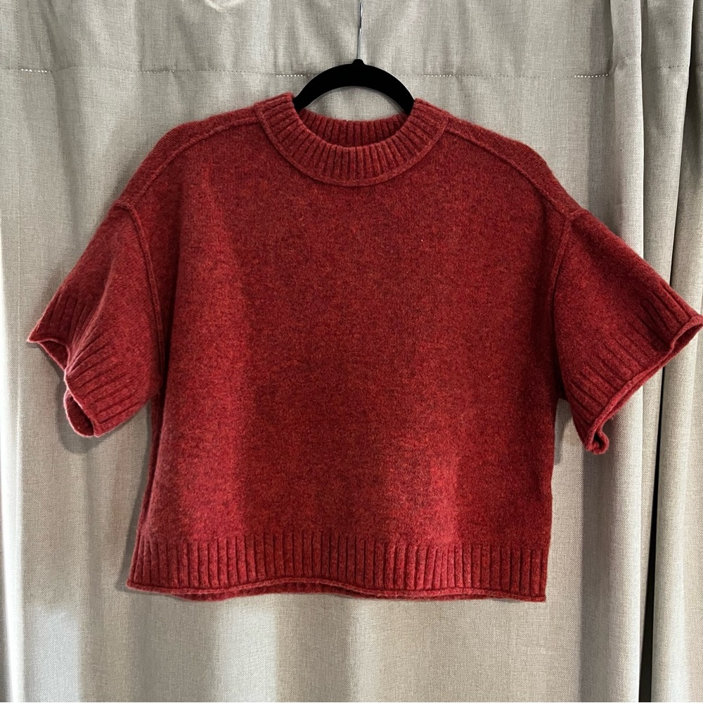 ❤️ Cropped sweater tee